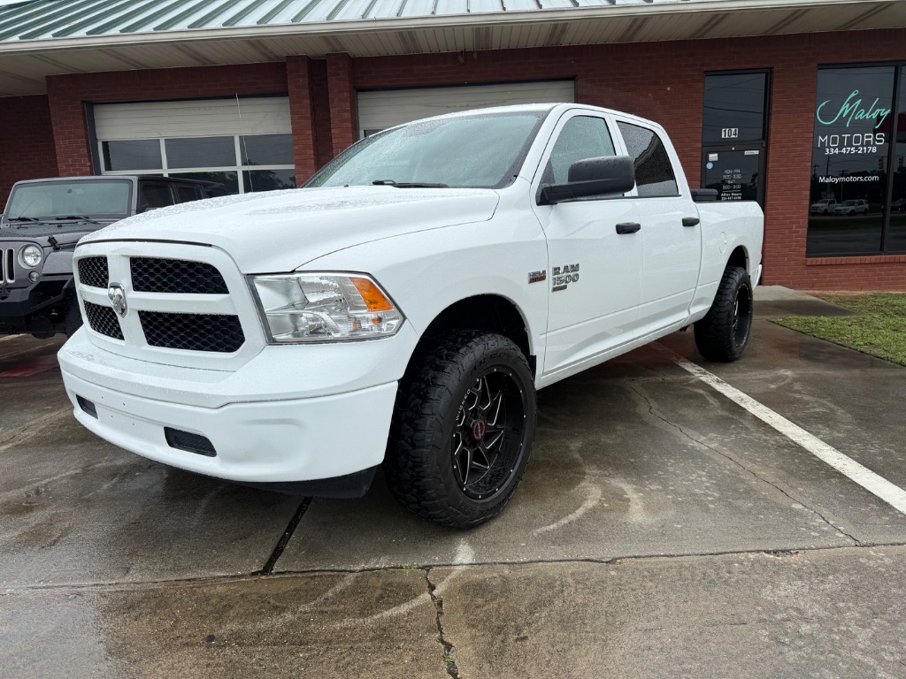 2022 RAM 1500 Classic Tradesman 4x4 Crew Cab 6'4's photo