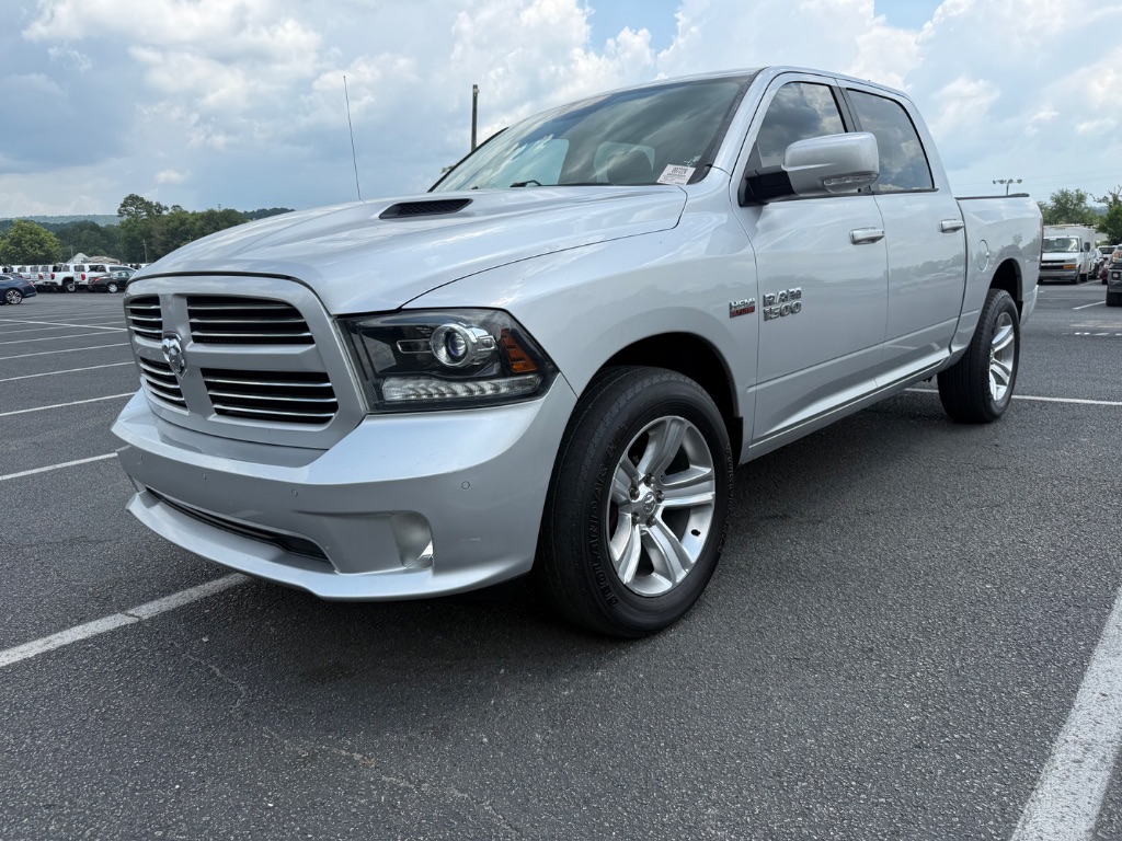 2016 RAM 1500 Sport Crew Cab 5'7's photo