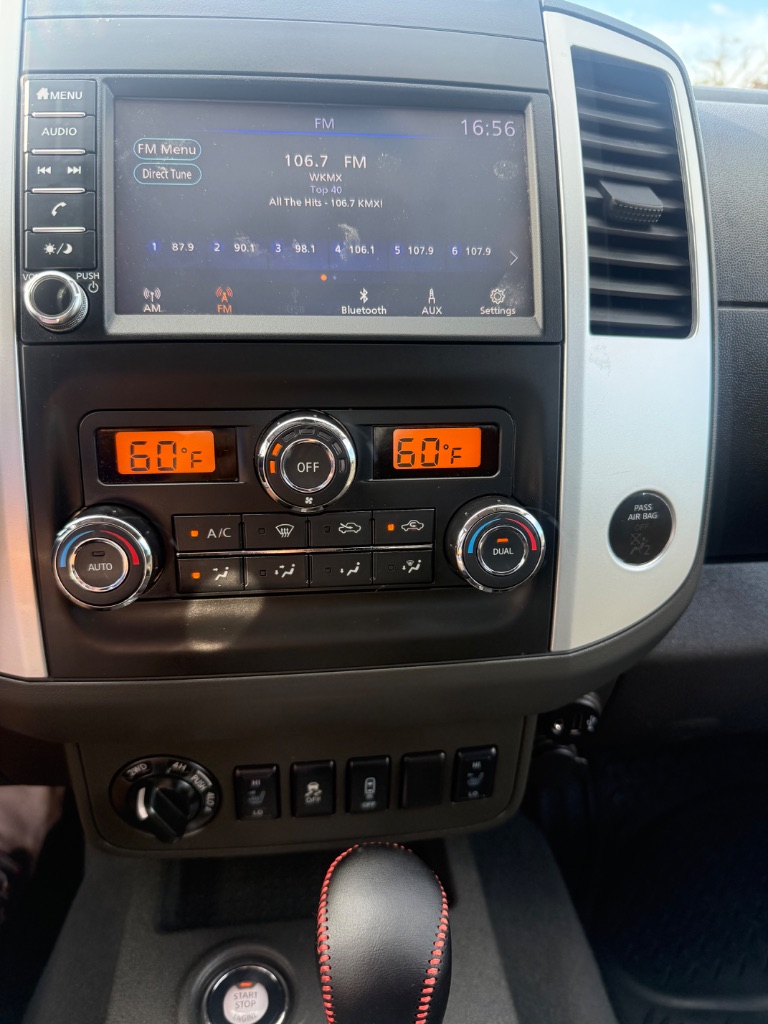 2021 Nissan Frontier SV - Photo 10