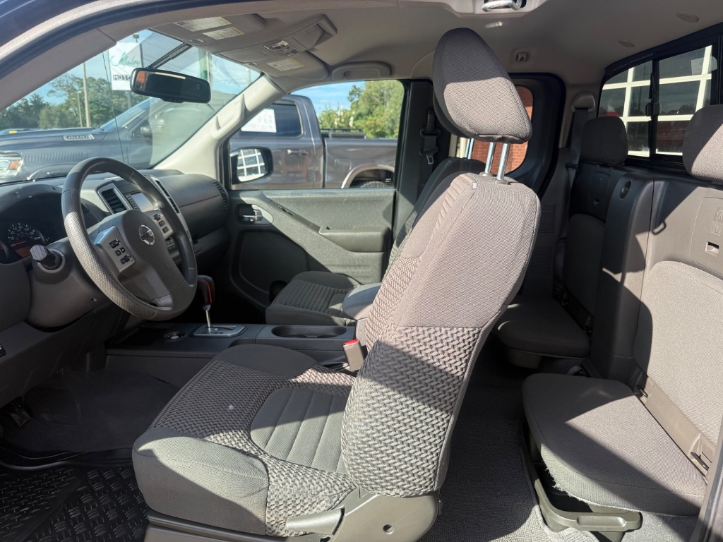 2021 Nissan Frontier SV - Photo 14