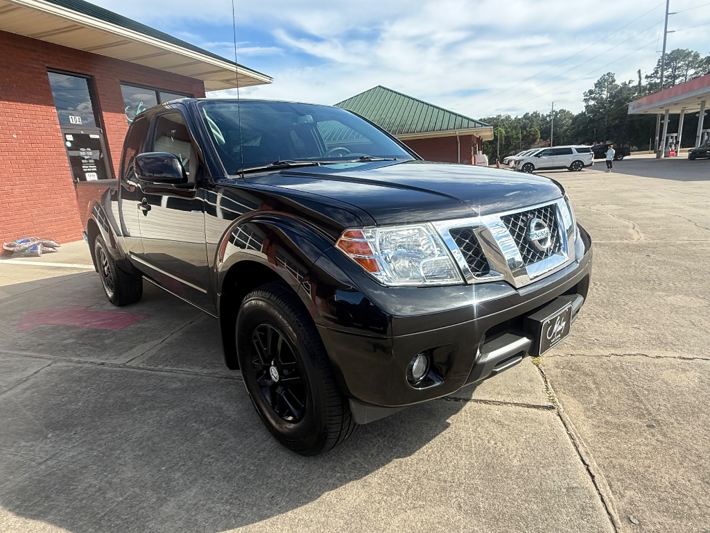 2021 Nissan Frontier SV - Photo 7
